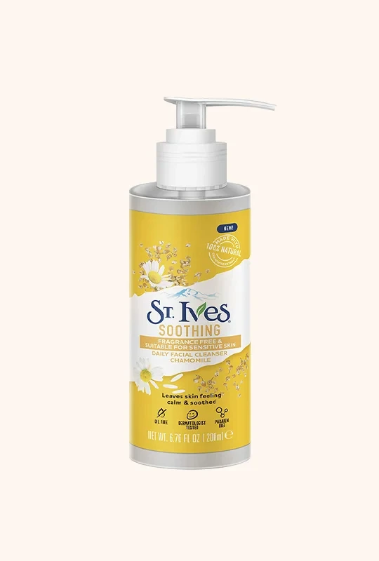 St. Ives Soothing Chamomile Daily Facial Cleanser - 200 ml